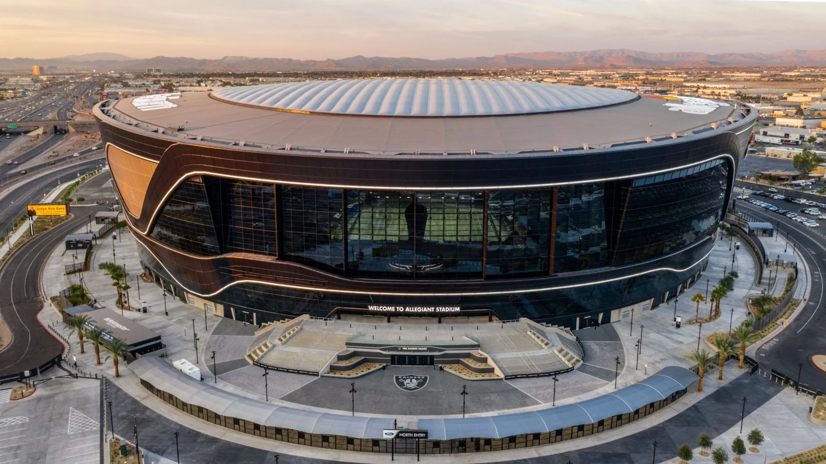 citiio-allegiant-raiders-stadium-manica-architecture-05-1-1704x957